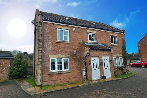 3 bedroom apartment to rent, Levington Mews, Kirklevington, Yarm