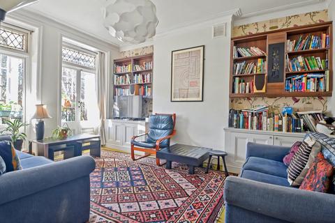 3 bedroom flat for sale, Lissenden Gardens, Parliament Hill, London NW5