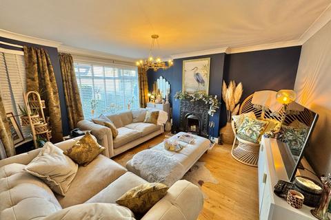 4 bedroom semi-detached house for sale, Leighton Road, Plymouth PL3