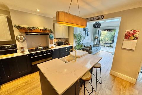 4 bedroom semi-detached house for sale, Leighton Road, Plymouth PL3