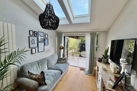 4 bedroom semi-detached house for sale, Leighton Road, Plymouth PL3