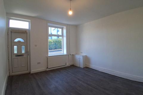 3 bedroom terraced house to rent, Brush Street, Burnley BB11