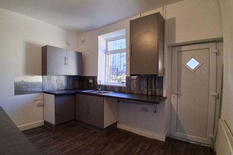 3 bedroom terraced house to rent, Brush Street, Burnley BB11