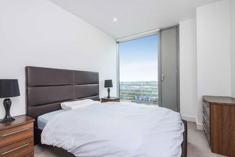 2 bedroom flat to rent, Marsh Wall, London E14