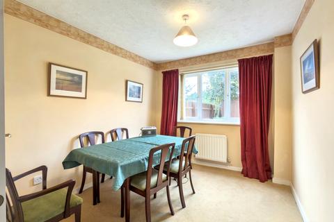 4 bedroom detached house for sale, Cavendish Crescent, Hugglescote, LE67