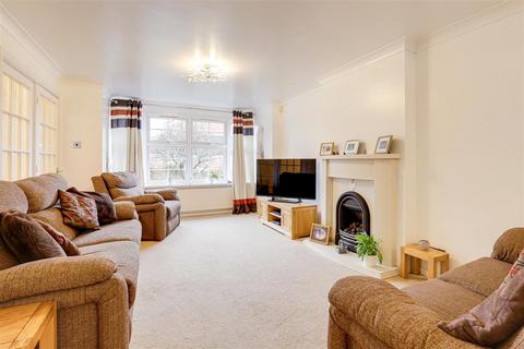 4 bedroom detached house for sale, Larch Close, Arnold NG5