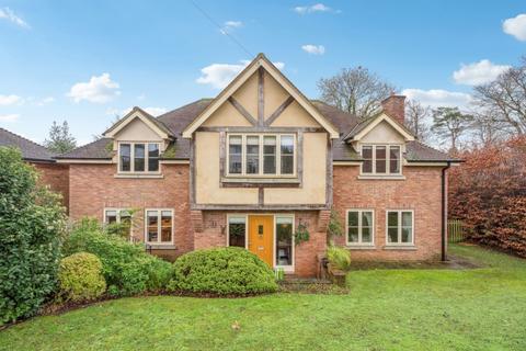 5 bedroom detached house for sale, Cross Oak Road, Berkhamsted, HP4