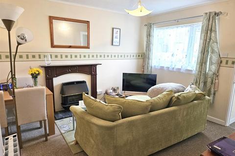 1 bedroom flat for sale, Lavington Close, Plymouth PL7