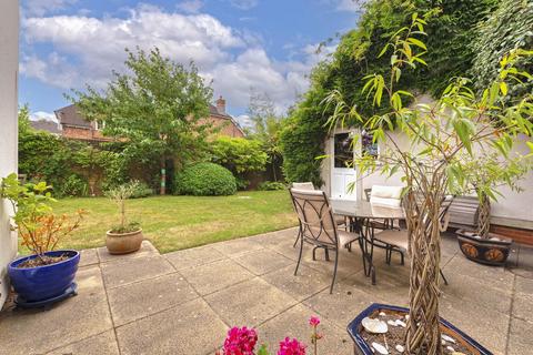 5 bedroom detached house for sale, Alton Avenue, Kings Hill, ME19 4ES