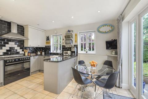 5 bedroom detached house for sale, Alton Avenue, Kings Hill, ME19 4ES