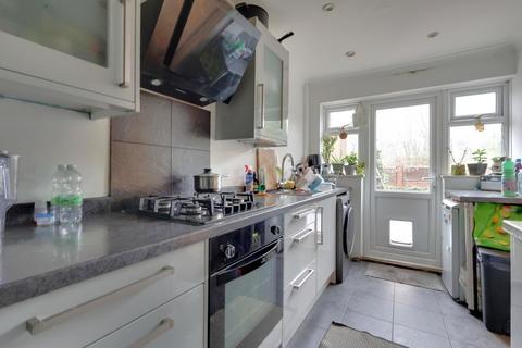3 bedroom terraced house for sale, Timsbury Crescent, Bedhampton, Havant