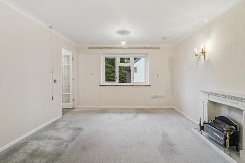 2 bedroom flat for sale, King George V Road, Amersham
