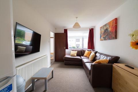 5 bedroom house to rent, Leahurst Crescent, Harborne B17