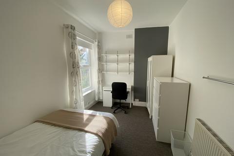 3 bedroom flat to rent, Reservoir Retreat, Edgbaston B16