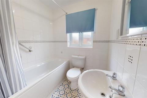 3 bedroom semi-detached house to rent, Willow Park, Minsterley, Shrewsbury