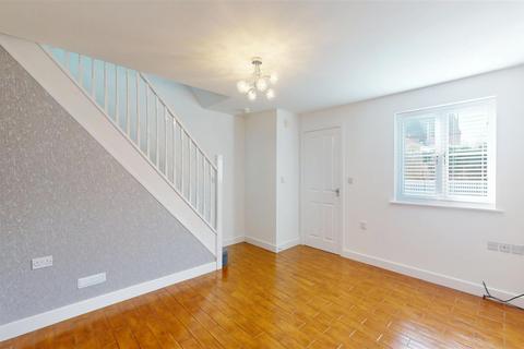 3 bedroom semi-detached house to rent, Willow Park, Minsterley, Shrewsbury