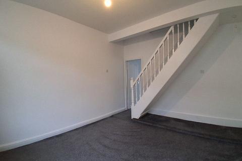 2 bedroom terraced house to rent, Reed Street, Burnley BB11