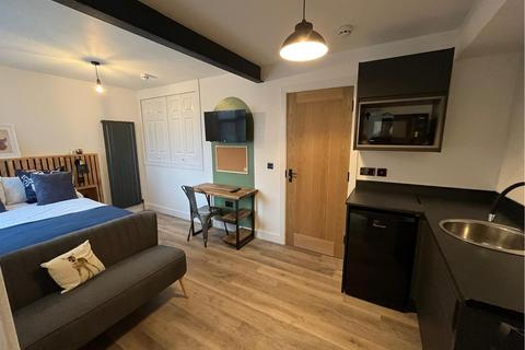 undefined, Selly Oak B29