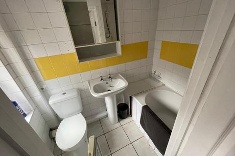 5 bedroom house to rent, Rookery Road, Selly Oak B29