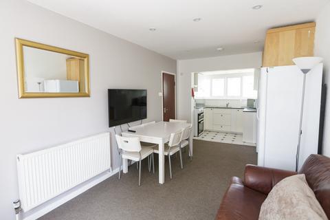 5 bedroom house to rent, Bantock Way, Harborne B17