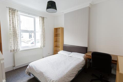5 bedroom house to rent, Mostyn Road, Edgbaston B16