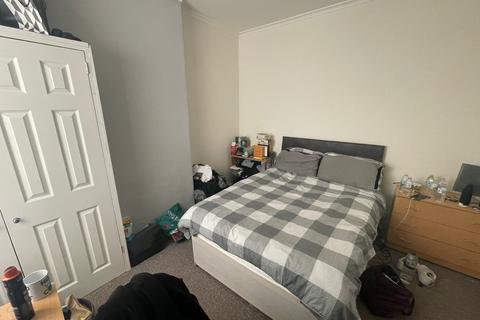 4 bedroom house to rent, Warwards Lane, Selly Oak B29
