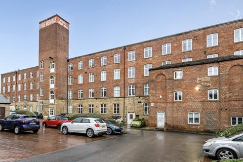 2 bedroom flat for sale, Eyres Mill Side, Leeds, West Yorkshire, LS12