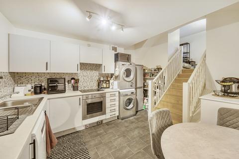 2 bedroom flat for sale, Eyres Mill Side, Leeds, West Yorkshire, LS12