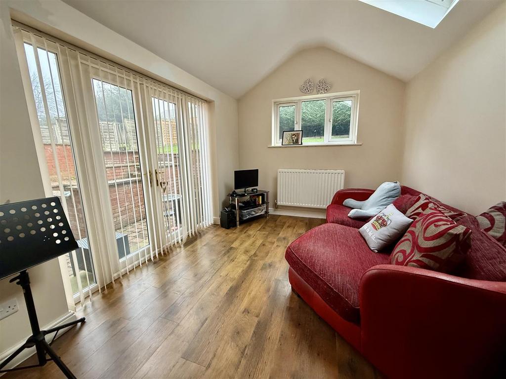 Dining/garden room