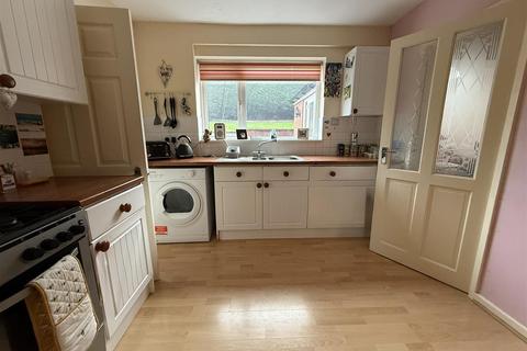 3 bedroom semi-detached house for sale, Edgecombe Drive, Darlington