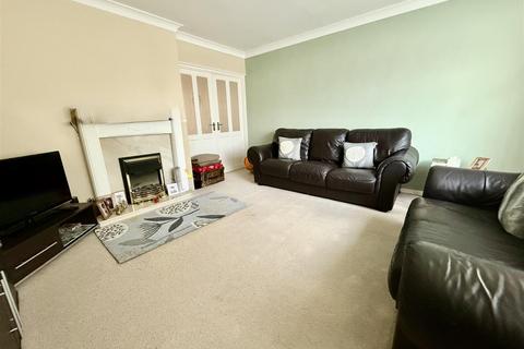 3 bedroom detached house for sale, Edgecombe Drive, Darlington