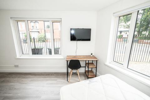 1 bedroom house to rent, Raddlebarn Court, Selly Oak B29