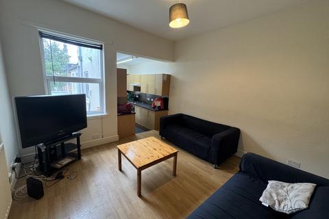 5 bedroom house to rent, Croydon Road - 4 bed, Selly Oak B29