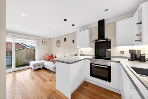 undefined, 28 Auchinleck Gardens, Glasgow
