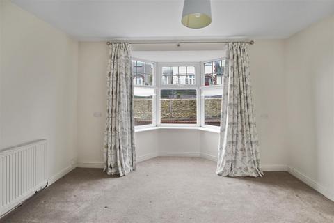 3 bedroom semi-detached house for sale, Park Road, Irthlingborough