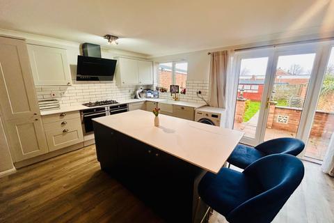 3 bedroom semi-detached house for sale, Imperial Drive, Gravesend, DA12