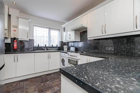 5 bedroom house to rent, Bantock Way, Harborne B17