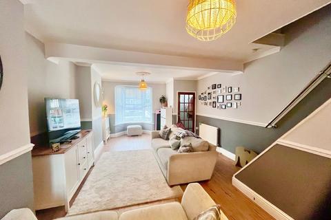 2 bedroom terraced house for sale, Broad Street, Newport Pagnell