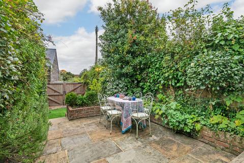 undefined, West End Terrace, Winchester, SO22