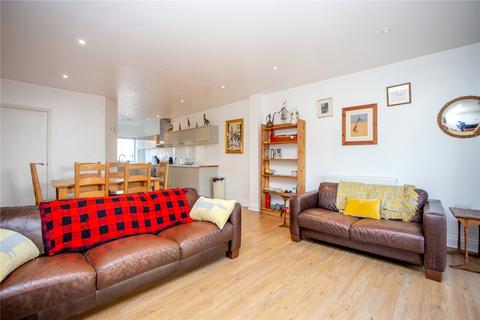 3 bedroom terraced house to rent, Prestbury Road, Cheltenham, Gloucestershire, GL52