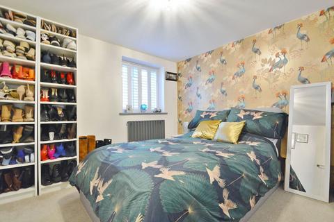 2 bedroom ground floor flat for sale, Thame Road, Stadhampton