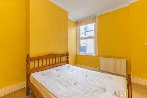 2 bedroom flat for sale, Broxholm Road, West Norwood