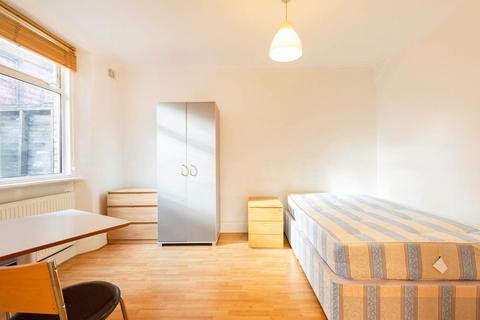 Studio to rent, Willesden Lane, London NW2