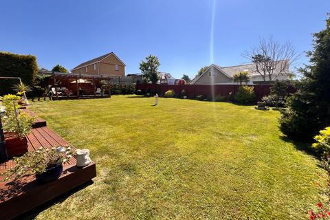 4 bedroom detached house for sale, Milburn Close, Rhoose, Vale of Glamorgan, CF62 3EJ
