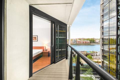 2 bedroom apartment to rent, Riverlight Quay London SW11