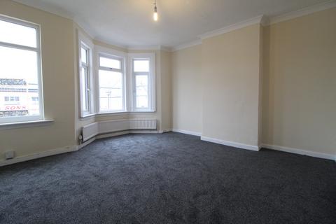 3 bedroom semi-detached house to rent, Ebberns Road, Hemel Hempstead, Hertfordshire
