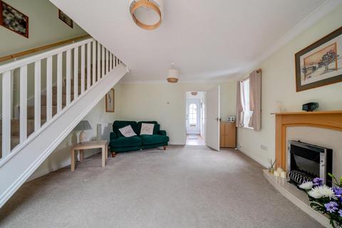 2 bedroom semi-detached house for sale, Larkspur Gardens,  Thatcham,  RG18