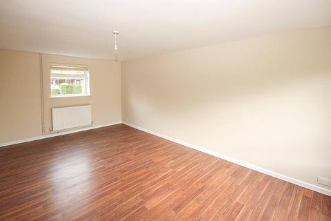 3 bedroom end of terrace house to rent, Talbot Road, Hatfield, AL10
