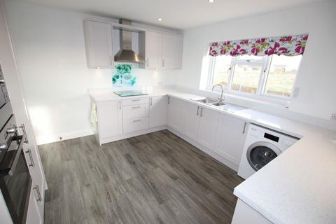 3 bedroom detached bungalow for sale, Stonehall Gardens, Little Clacton, CO16