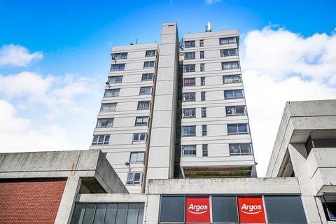 2 bedroom flat to rent, 19 The Mall, Bromley BR1